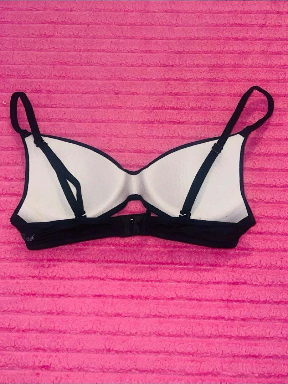 Victoria's Secret Black Wireless Lightly Padded Bra